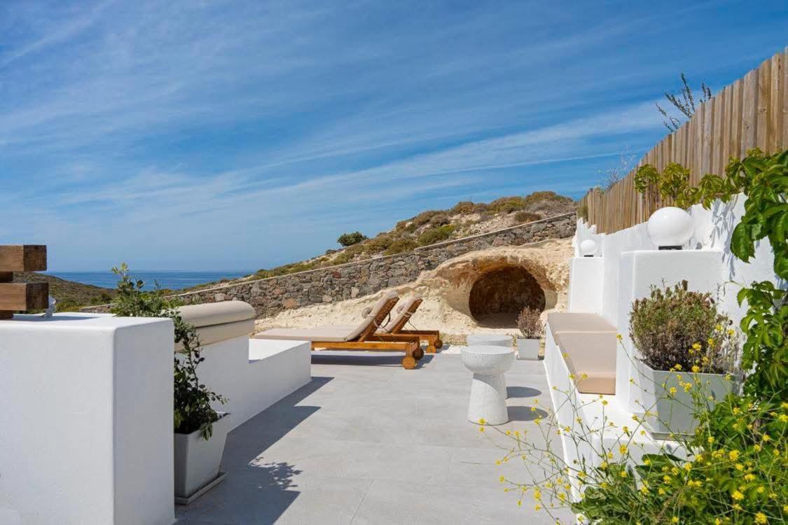 Milos Zen Suites Adamantas  Luaran gambar